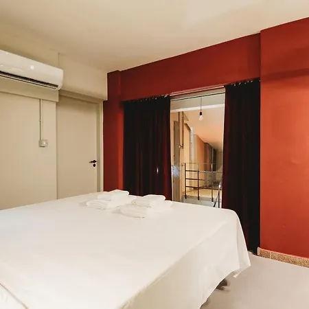 Eins - Center Apartman