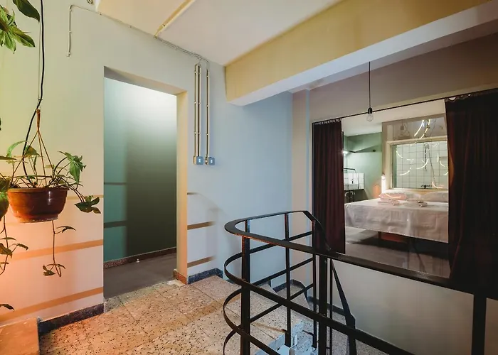 Eins - Center * Λεμεσός