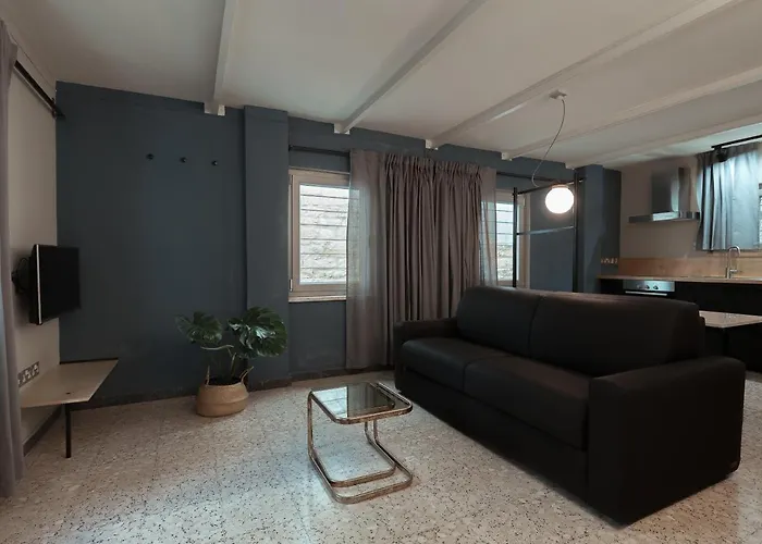 Eins - Center * Λεμεσός